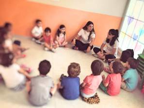 Asamblea campamento de verano